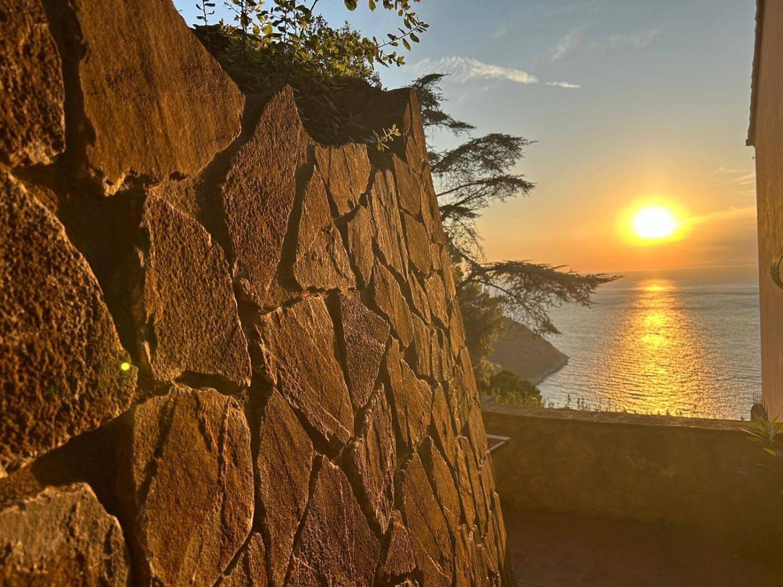 Villa Velta Sea Sunset Porto Santo Stefano  Kültér fotó