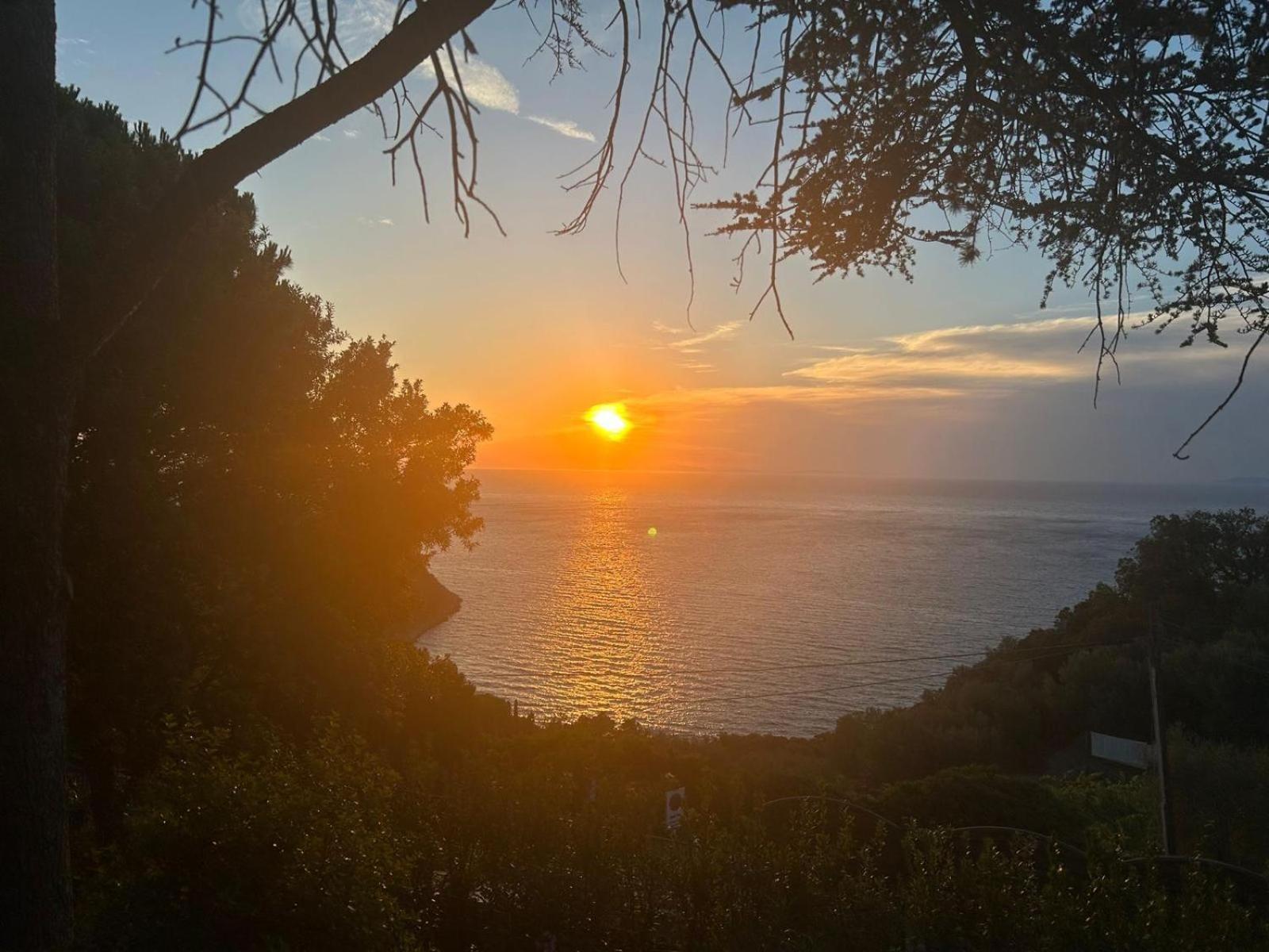 Villa Velta Sea Sunset Porto Santo Stefano  Kültér fotó